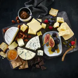 Tutustu meidän juustoihin