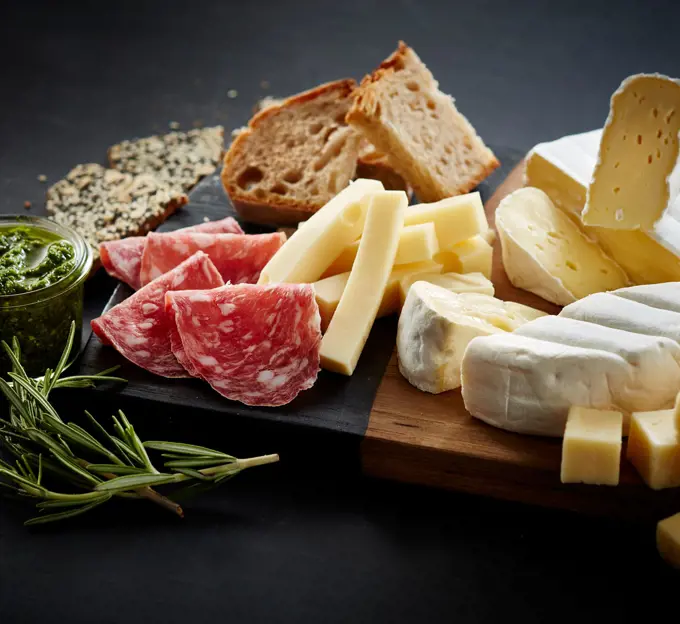 How to style your cheese board